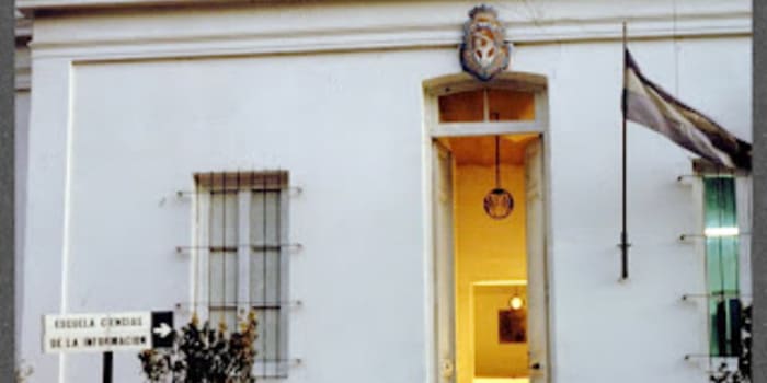 Escuela de Ciencias de la Información en 1978 (Archivo; La ECI en el espacio)